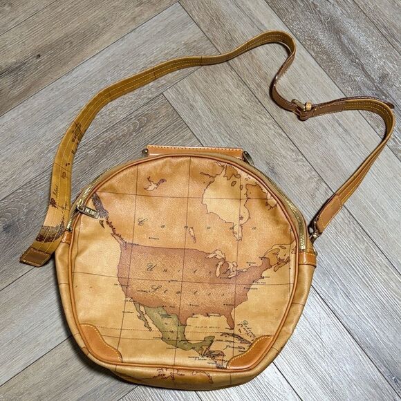 Alviero Martini Handbags - Alviero Martini Bag